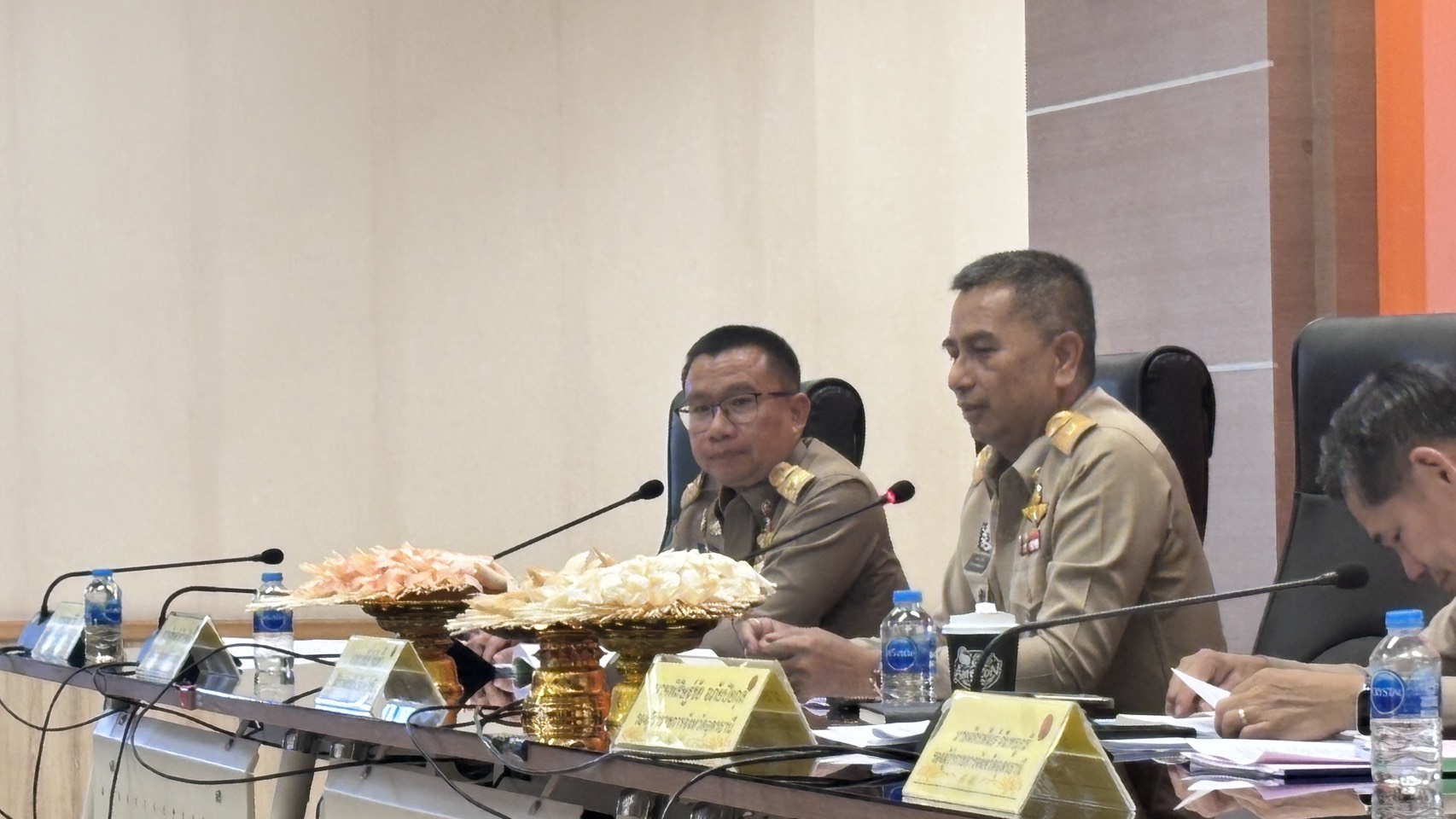 การประชุมหัวหน้าส่วนราชการจังหวัดอุดรธานี  หัวหน้าหน่วยงานรัฐวิสาหกิจ สังกัดกระทรวงมหาดไทย นายอำเภอ หัวหน้ากลุ่มงาน กรมการจังหวัด ผู้บริหารองค์การปกครองส่วนท้องถิ่น ผู้บริหารสถานศึกษา และผู้นำองค์กรภาคเอกชนจังหวัดอุดรธานี ครั้งที่ 9/2569